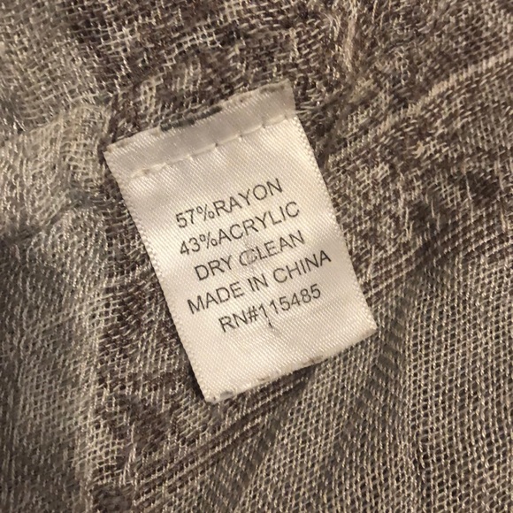 Beautiful Soft Infinity Scarf - Picture 3 of 6